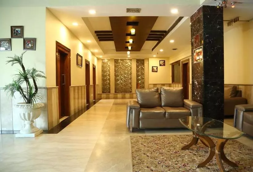 ホテル Narain Continental