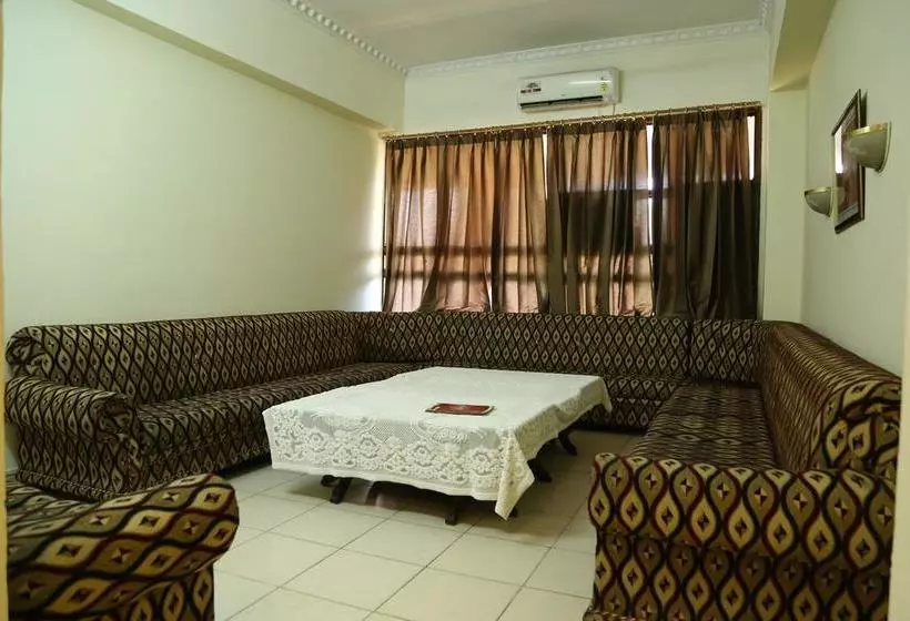 ホテル Narain Continental