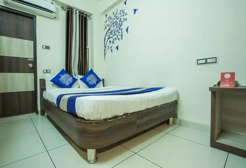 ホテル Mehar Residency
