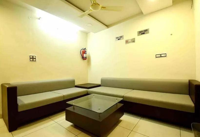 ホテル Mehar Residency