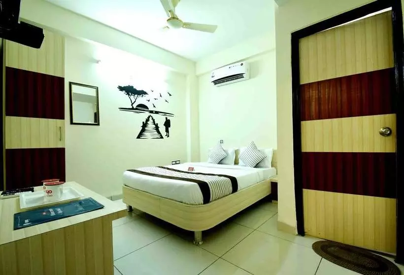 ホテル Mehar Residency