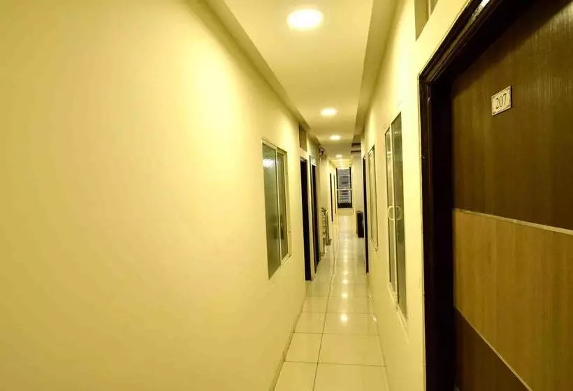 ホテル Mehar Residency
