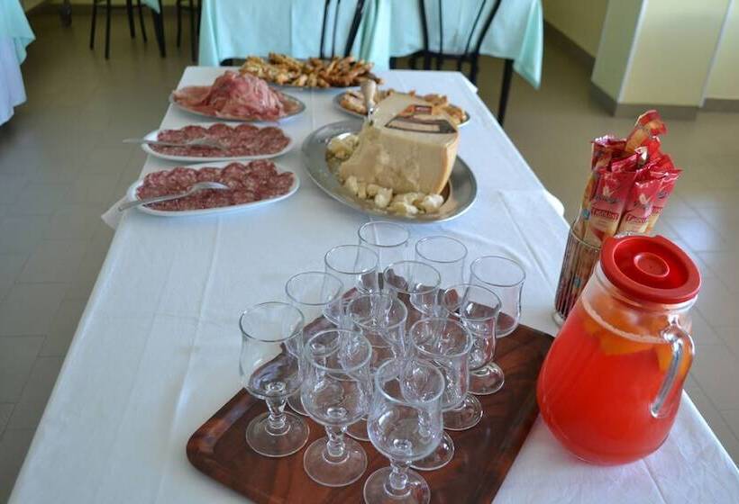 בית מלון כפרי Quaglia