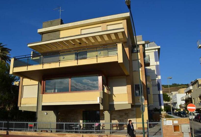 בית מלון כפרי Quaglia