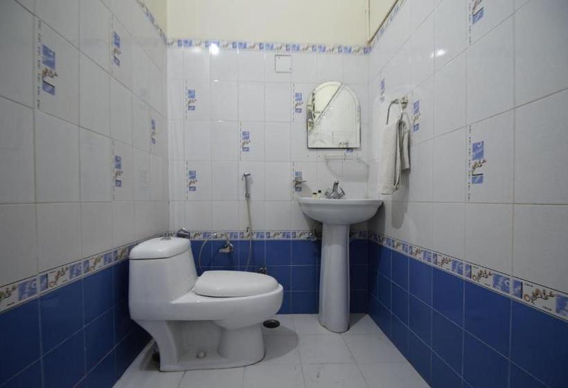 בית מלון כפרי Sky Inn