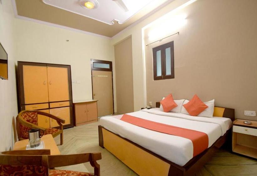 בית מלון כפרי Sky Inn