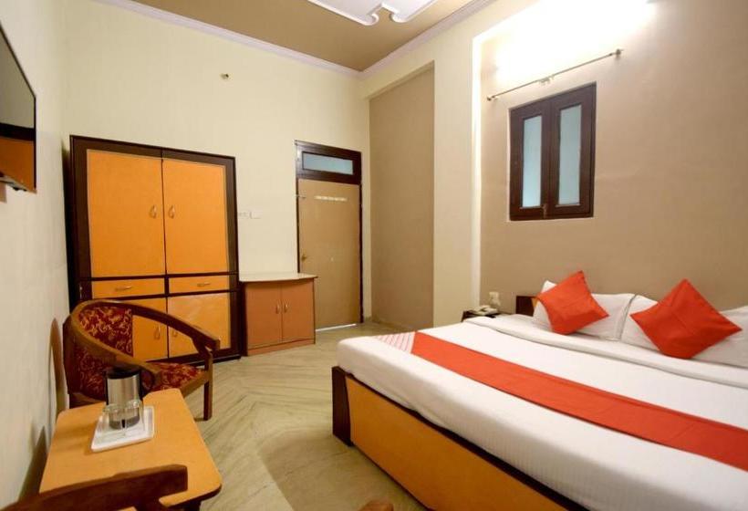 בית מלון כפרי Sky Inn