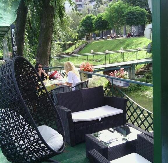 هاستل Splav Guest Hause Gusar