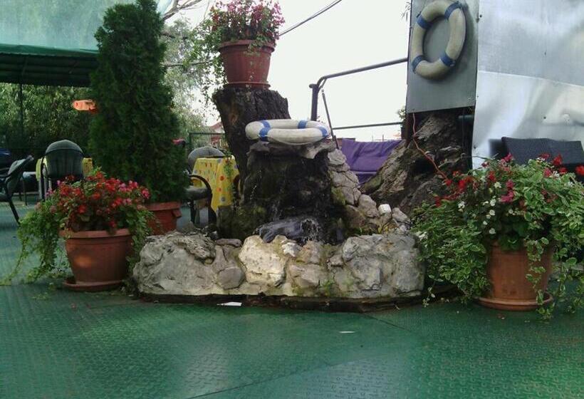 هاستل Splav Guest Hause Gusar