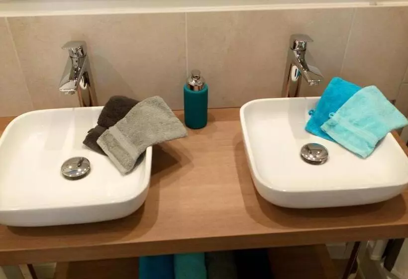 Aamiaismajoitus (B&B) Bed Aan Zee Kabine7