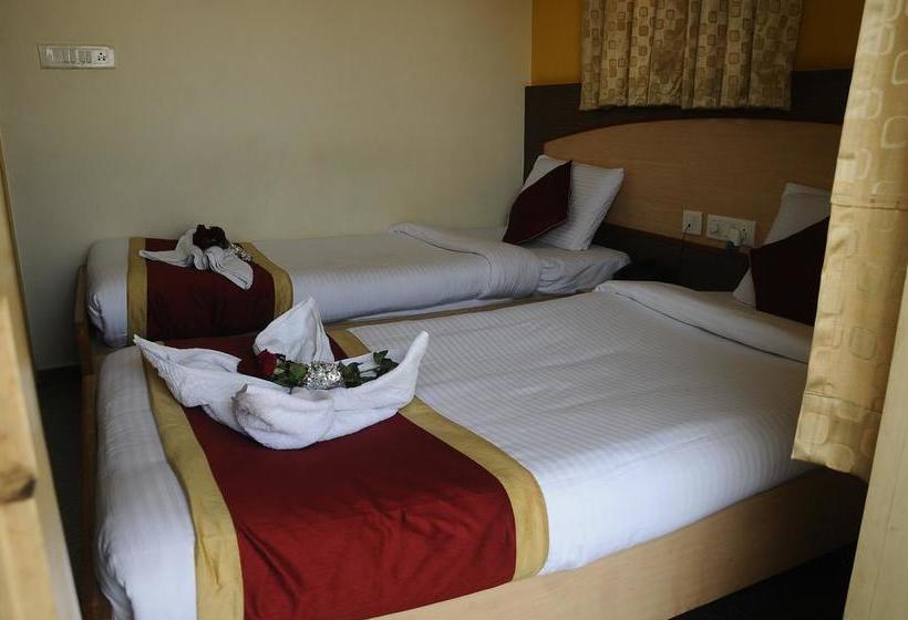 Hotel Clara Prime Inn