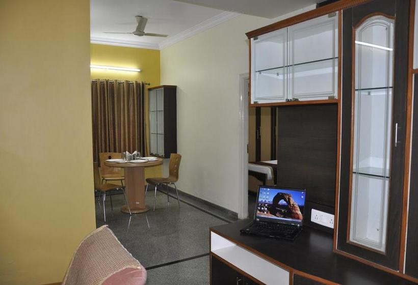 Hotel Clara Prime Inn