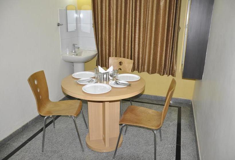 Hotel Clara Prime Inn