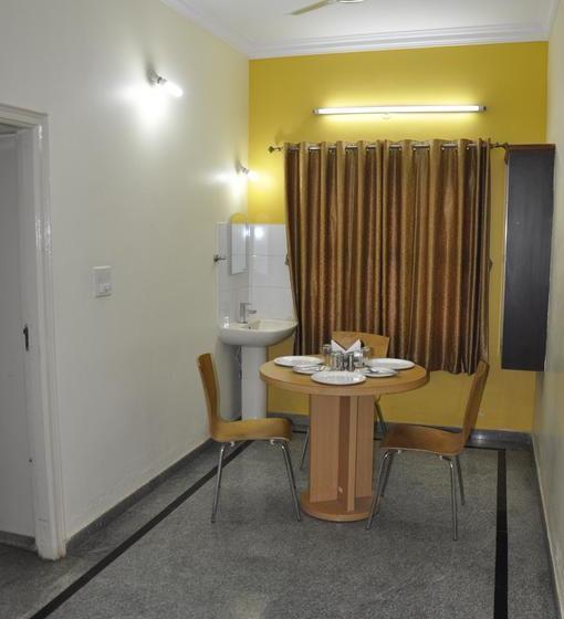 Hotel Clara Prime Inn