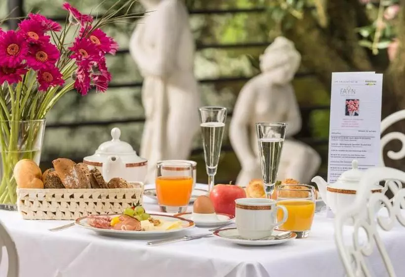 Hotelli Fayn Garden Retreat