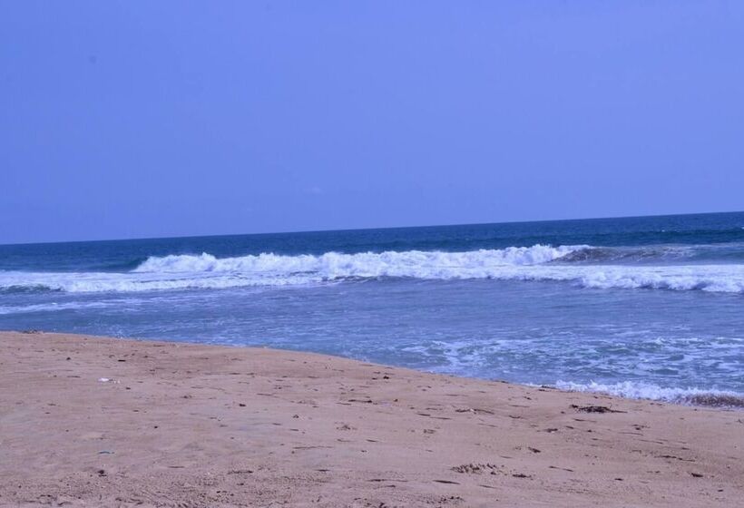 هتل Hôtels Résidences Easy