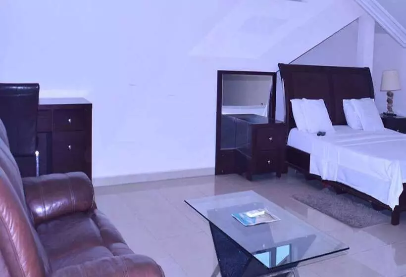 هتل Hôtels Résidences Easy