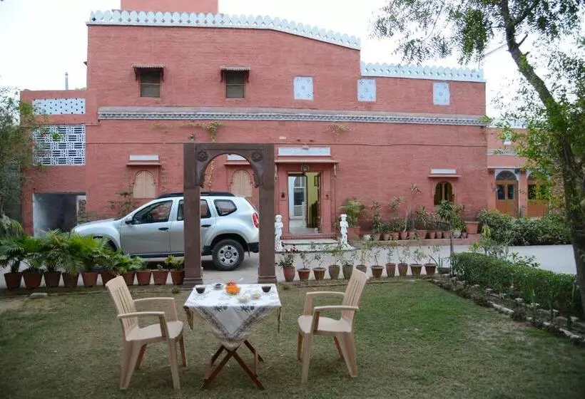 هتل Jaswant Bhawan