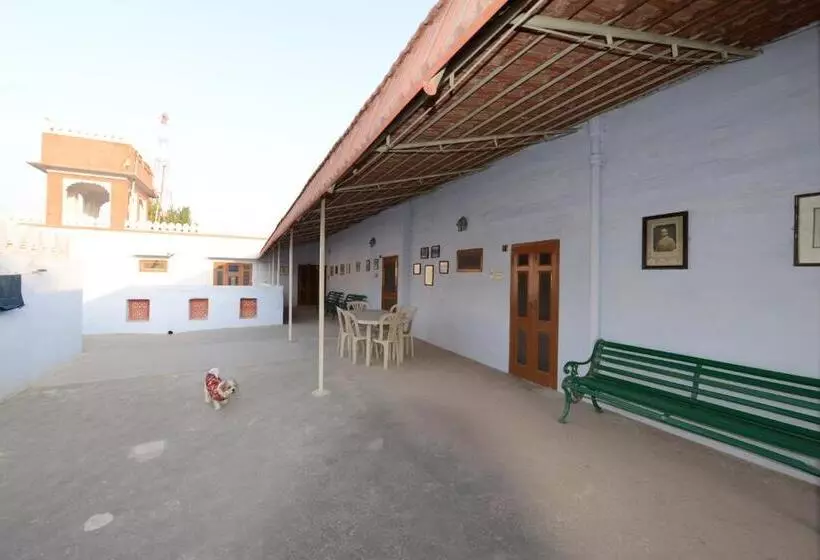 هتل Jaswant Bhawan