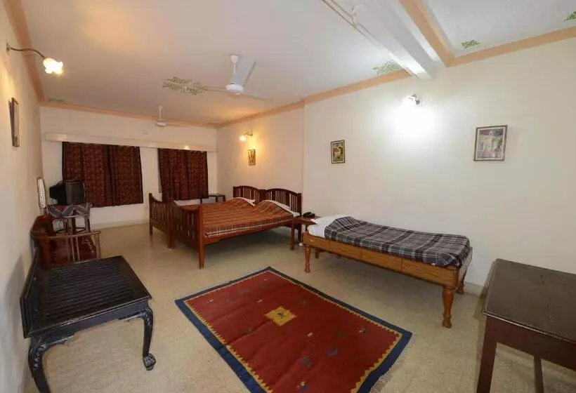 هتل Jaswant Bhawan