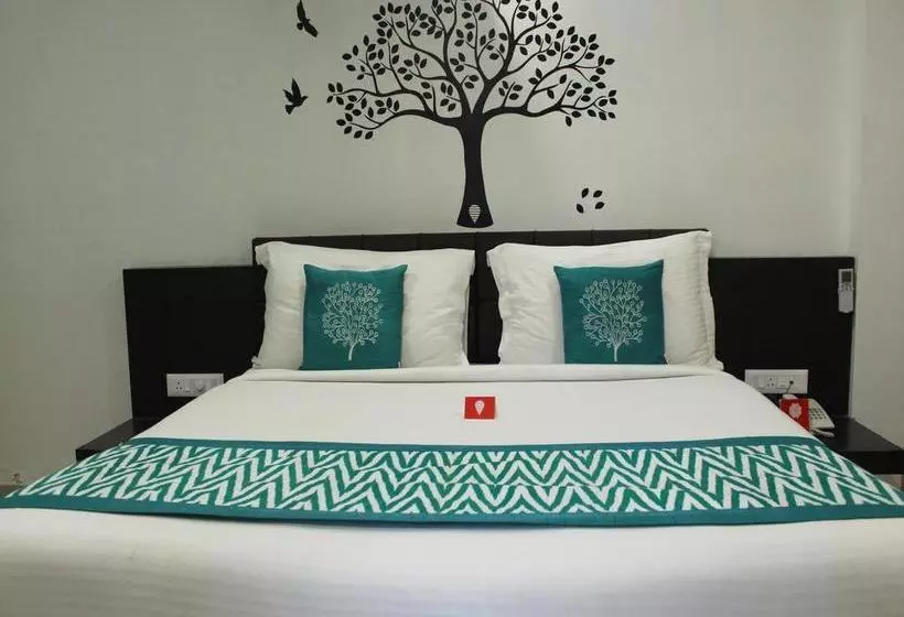ホテル Oyo Rooms Durgakund
