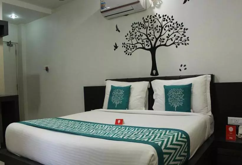 ホテル Oyo Rooms Durgakund