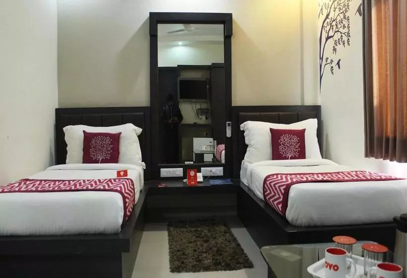 ホテル Oyo Rooms Durgakund