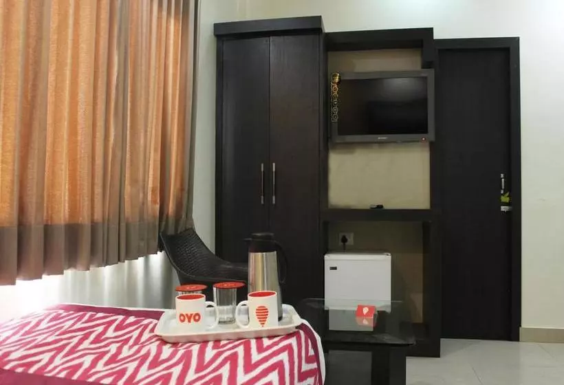 ホテル Oyo Rooms Durgakund