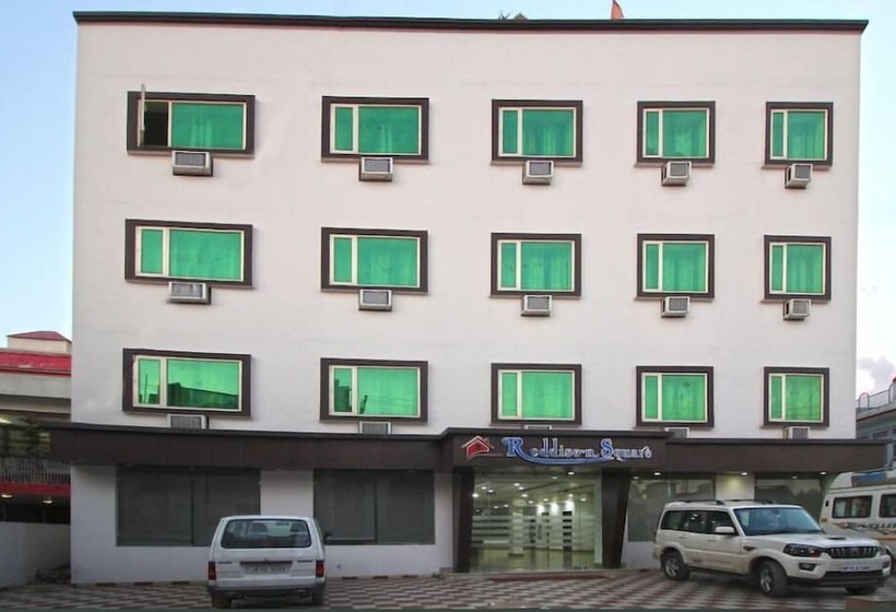 Hotel Reddison Square