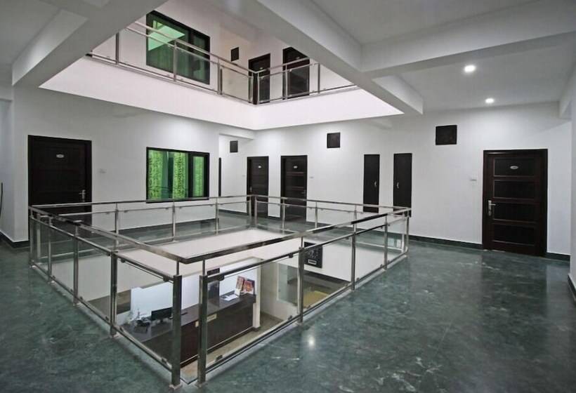 Hotel Reddison Square