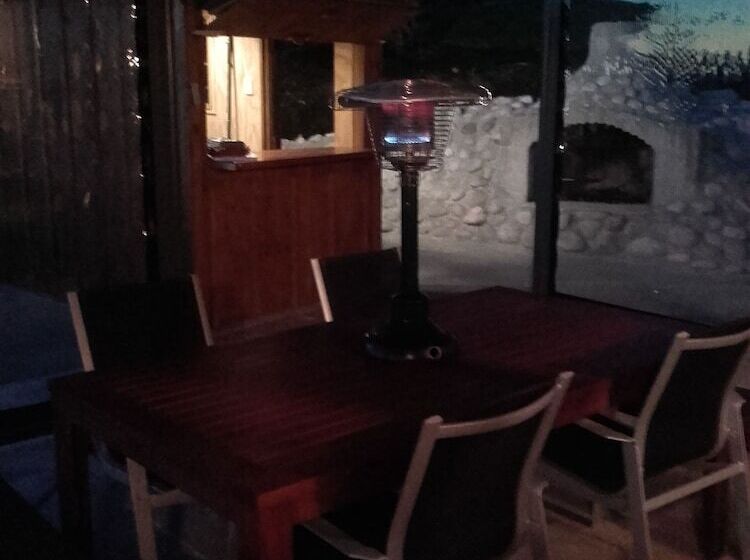 מוטל Sunset Accommodation