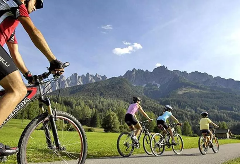 B&b Villa Dolomites Hut