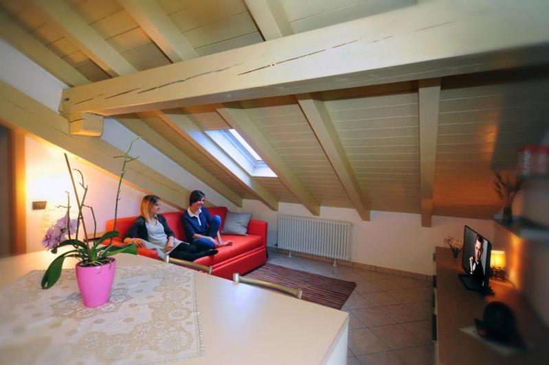 مبيت وإفطار Appartamenti E Camere Veronica