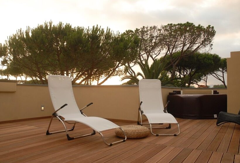 تختخواب و صبحانه La Casa Del Forte