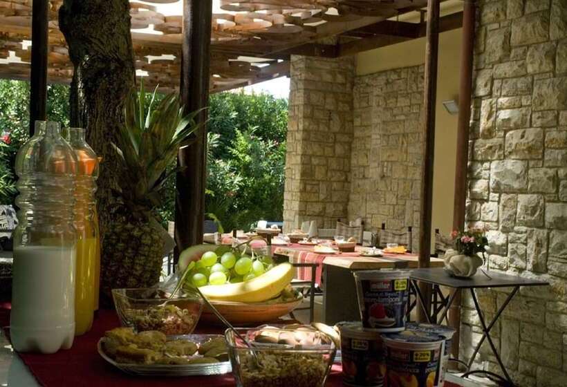 تختخواب و صبحانه La Casa Del Forte