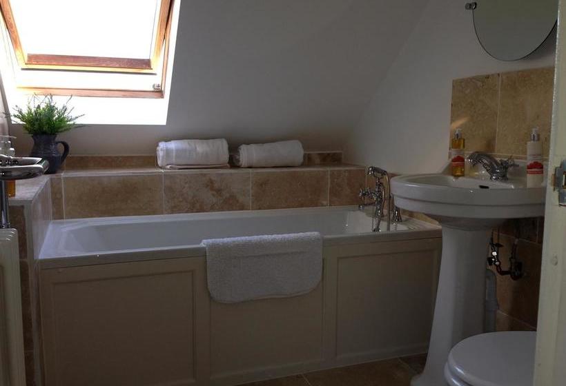 تختخواب و صبحانه Nether Glenny Cottages