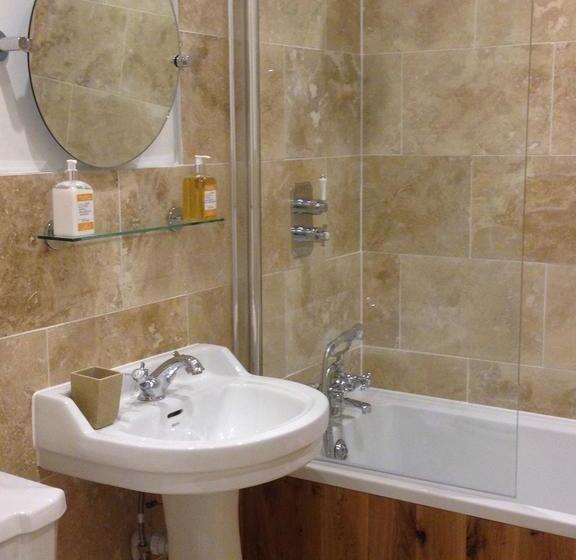 تختخواب و صبحانه Nether Glenny Cottages