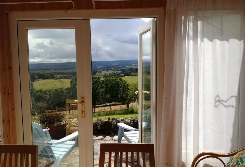Aamiaismajoitus (B&B) Nether Glenny Cottages