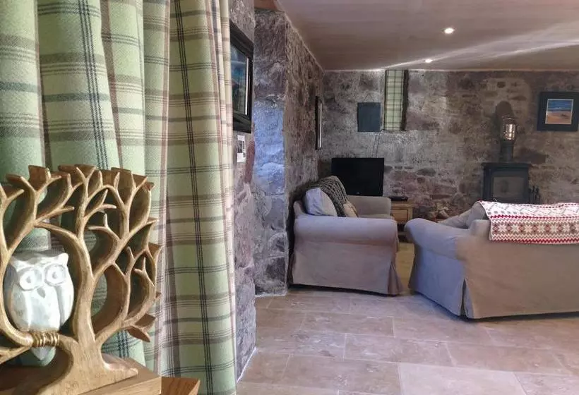 Aamiaismajoitus (B&B) Nether Glenny Cottages