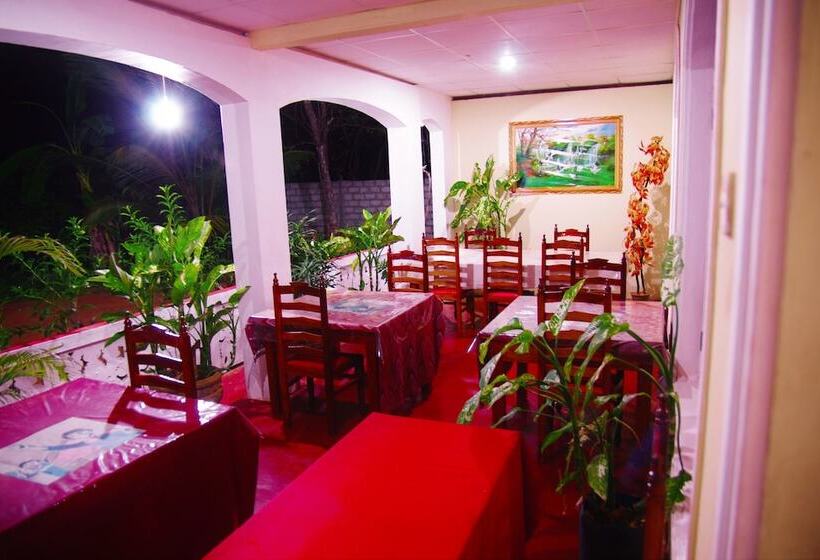 צימר Pura Sanda Villa