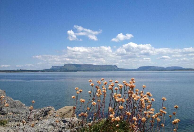 Bed and Breakfast Yeats Lodge