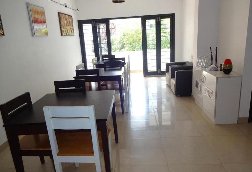 Convastay Gajel Near Apollo Greams Road