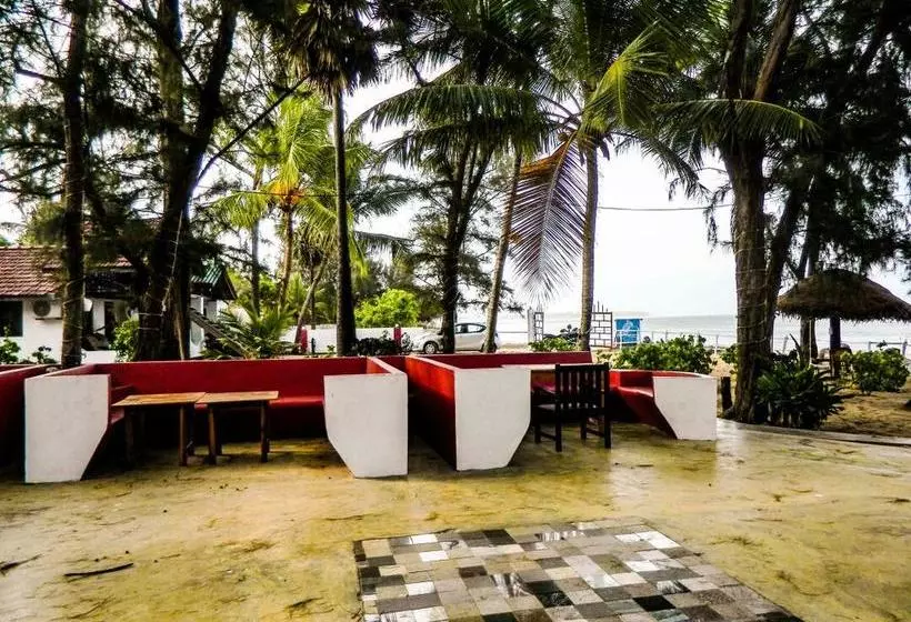 ホテル Tsunami Beach