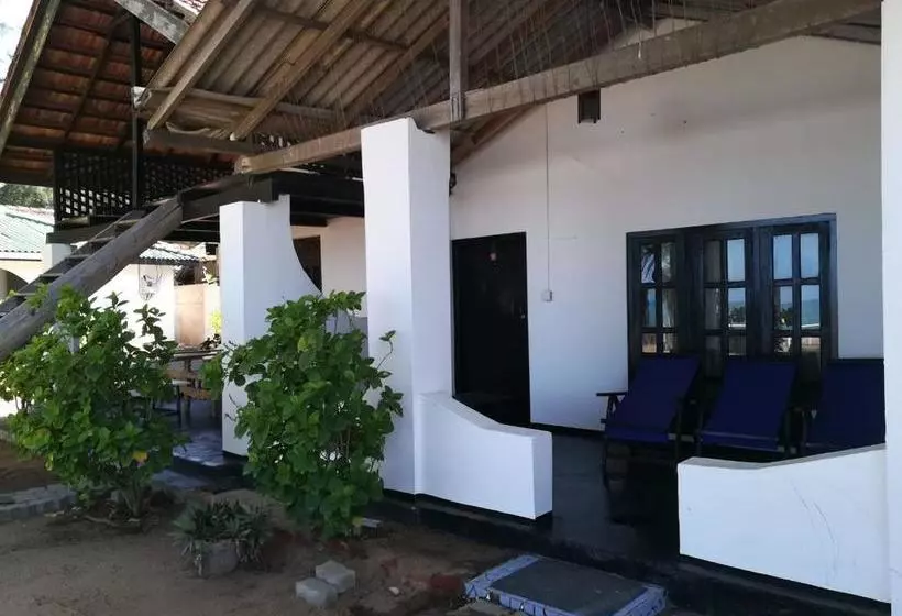 ホテル Tsunami Beach