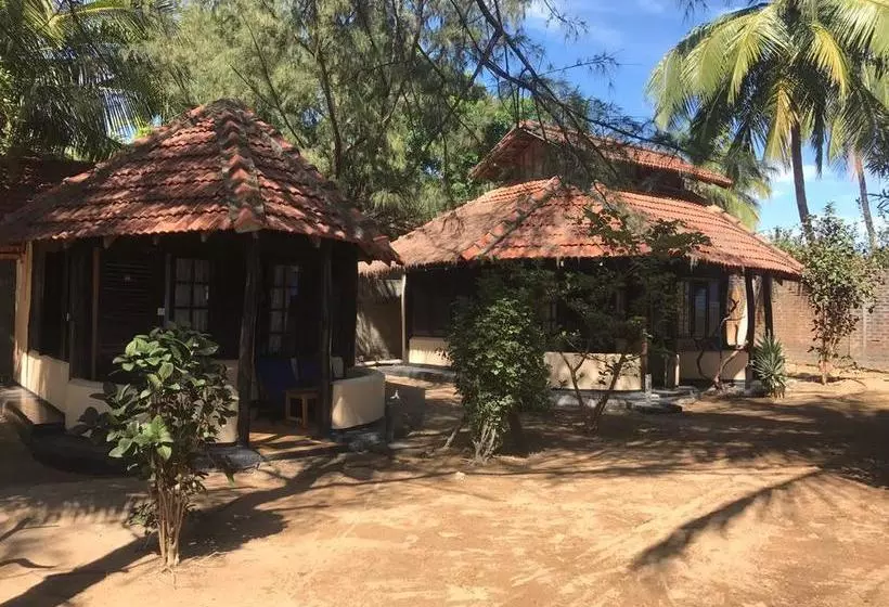 ホテル Tsunami Beach