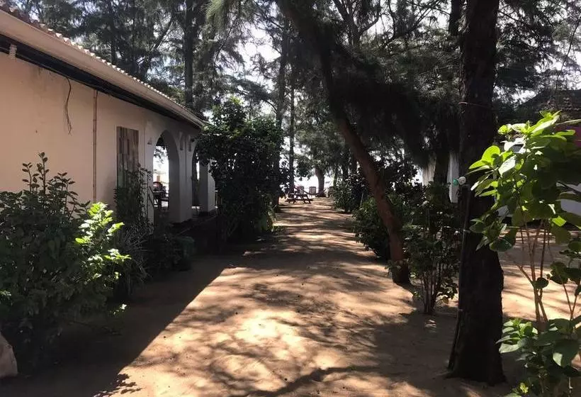 ホテル Tsunami Beach