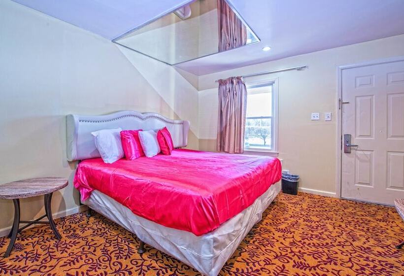 Мотель Presidential Inn & Suites