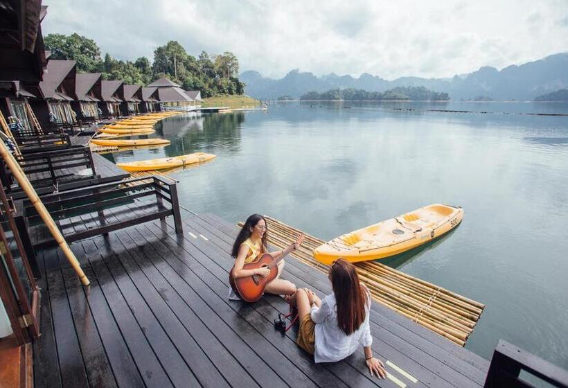 500 Rai Floating Resort