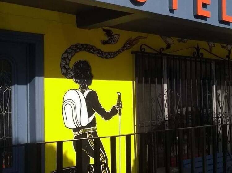 旅馆 Ensenada Backpacker