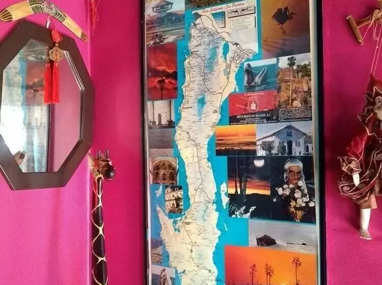 ユースホステル Ensenada Backpacker
